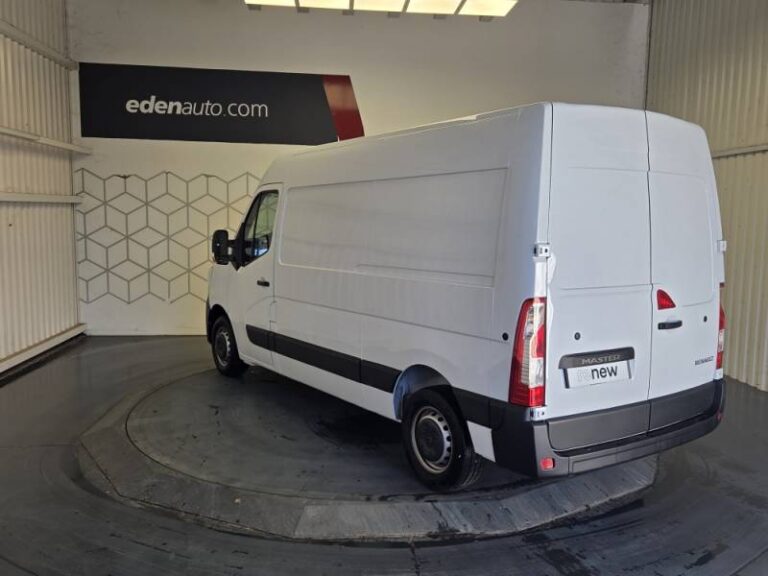 Renault Master FOURGON FGN TRAC F3500 BLUE DCI 135 CONFORT - Image 03 (July 7, 2026)