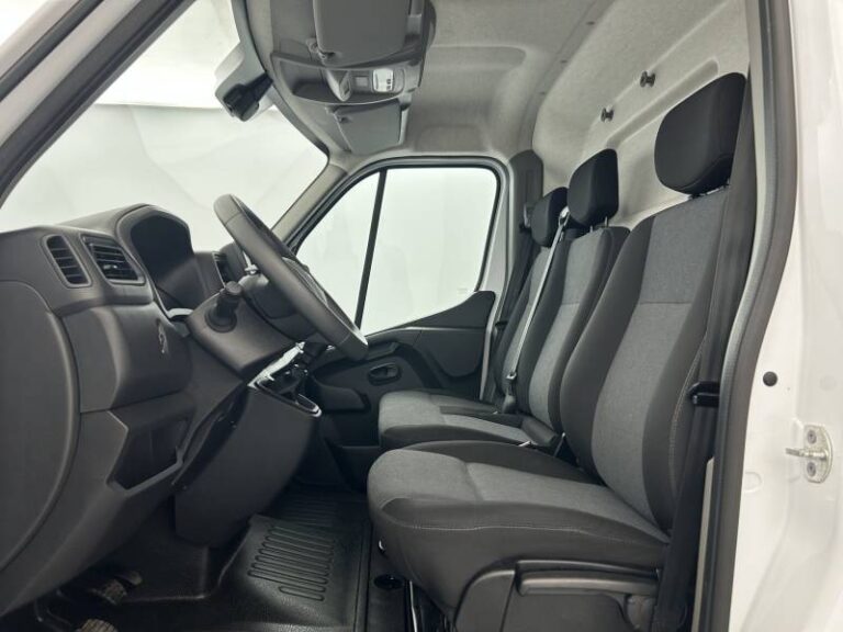 Renault Master FOURGON FGN TRAC F3500 BLUE DCI 135 CONFORT - Image 09 (July 7, 2026)