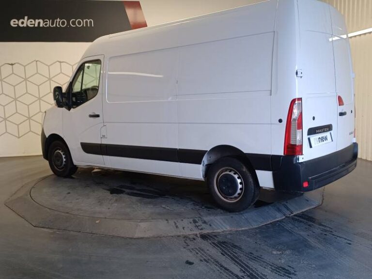 Renault Master FOURGON FGN TRAC F3500 BLUE DCI 135 CONFORT - Image 03 (July 7, 2026)