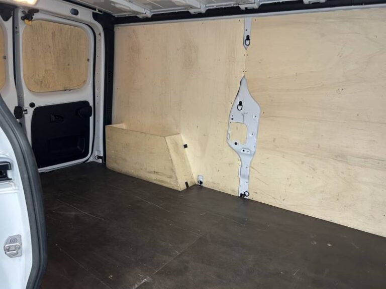 Renault Trafic FGN 3000 KG BLUE DCI 130 CONFORT - Image 15 (July 7, 2026)