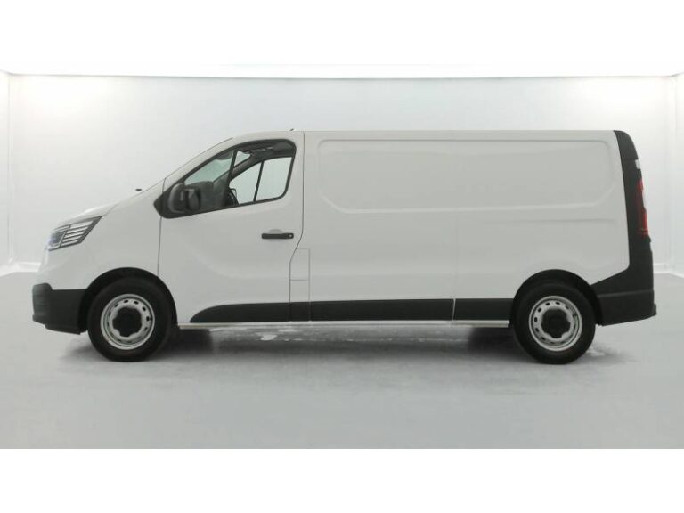 Renault Trafic FGN 3000 KG BLUE DCI 130 CONFORT - Image 02 (July 7, 2026)