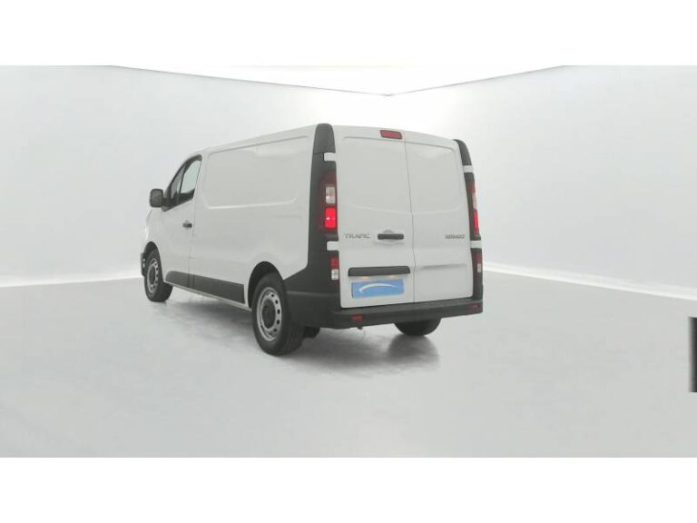 Renault Trafic FG BLUE DCI 130 3T GSR2 CONFORT - Image 03 (July 7, 2026)