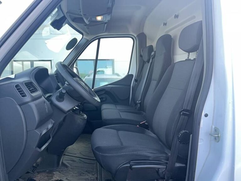 Renault Master FOURGON FGN TRAC F2800 BLUE DCI 150 GRAND CONFORT - Image 09 (July 7, 2026)