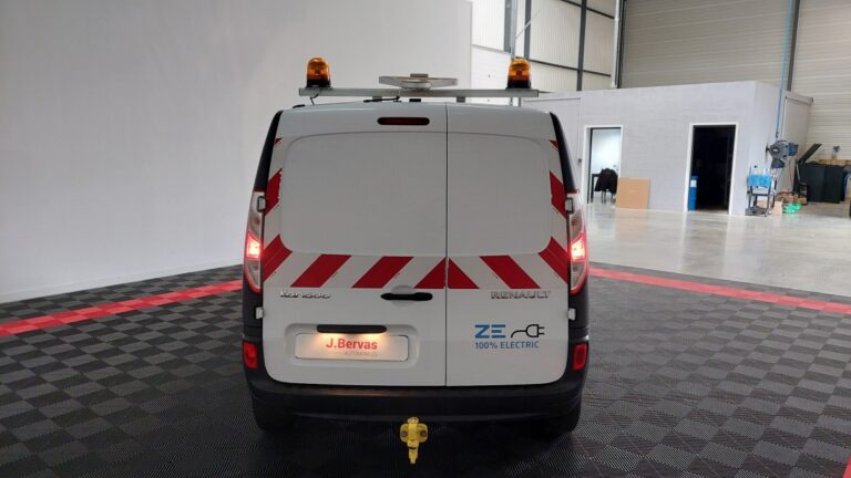 Renault Kangoo Express Z.E. Confort Achat Integral - Image 07 (July 7, 2026)