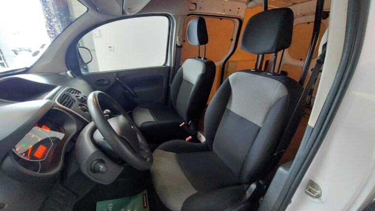 Renault Kangoo Express Z.E. Confort Achat Integral - Image 09 (July 7, 2026)