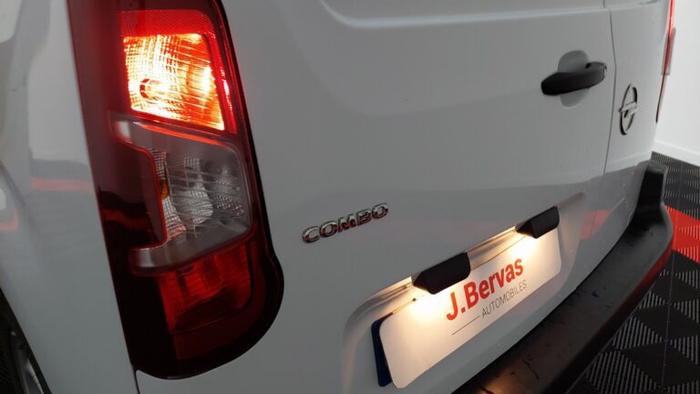 Opel Combo 1.5 diesel 100ch /augmente CARGO PACK CLIM - Image 20 (July 7, 2026)