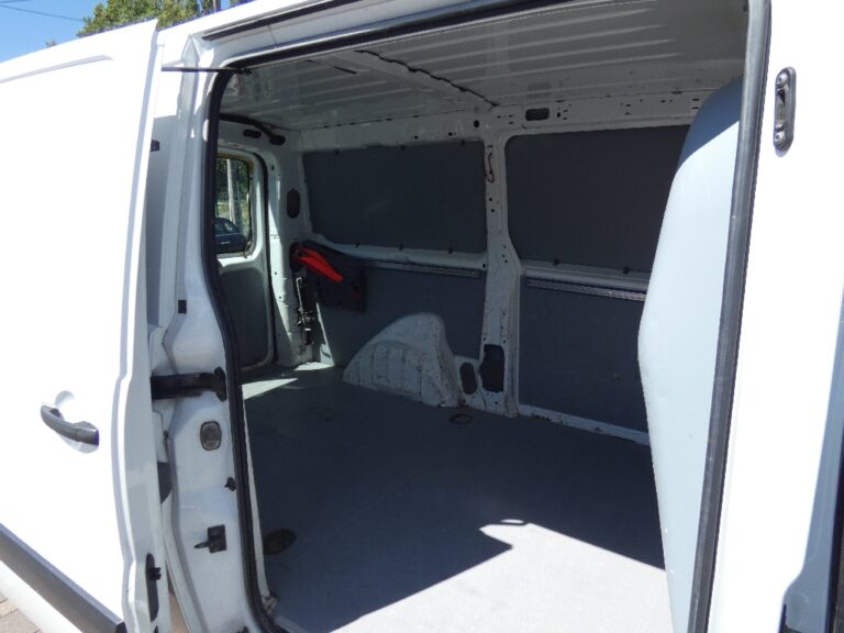 Peugeot Expert FOURGON TOLE 229 2.0 HDI 125 FAP CONFORT - Image 08 (July 7, 2026)