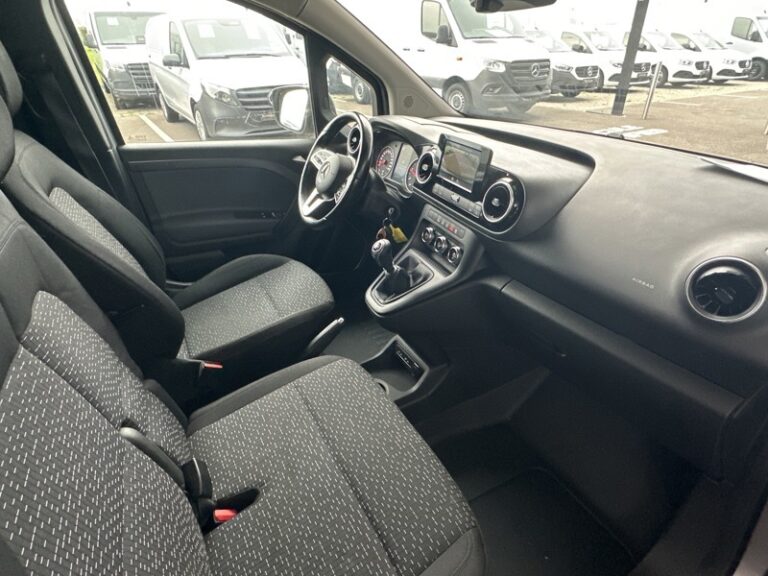Mercedes Citan 112 CDI Fourgon PRO 16 590€HT - Image 17 (July 7, 2026)