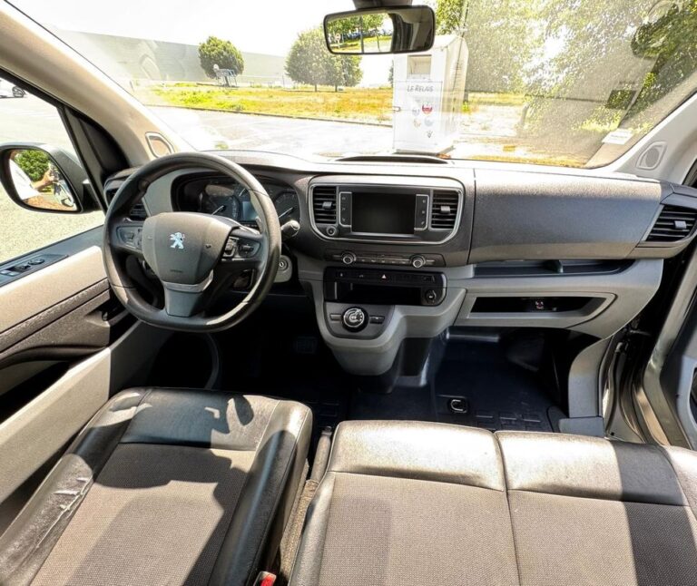 Peugeot Expert VU 3 2.0 BlueHDi 120 EAT8 Standard Fourgon Moyen – Automatique - Image 11 (July 7, 2026)