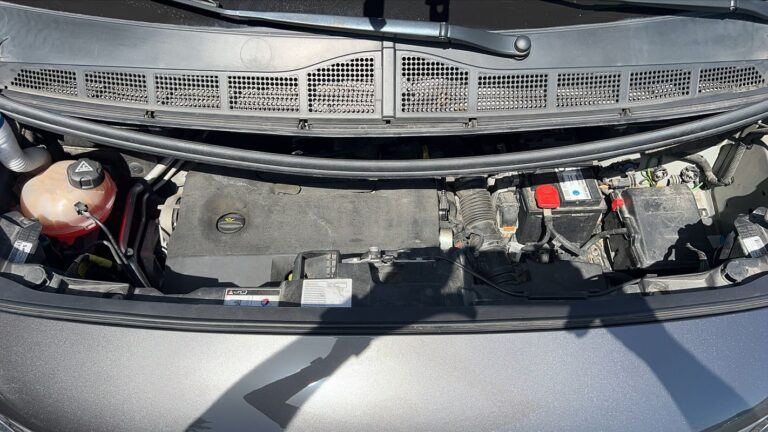 Peugeot Expert VU 3 2.0 BlueHDi 120 EAT8 Standard Fourgon Moyen – Automatique - Image 15 (July 7, 2026)