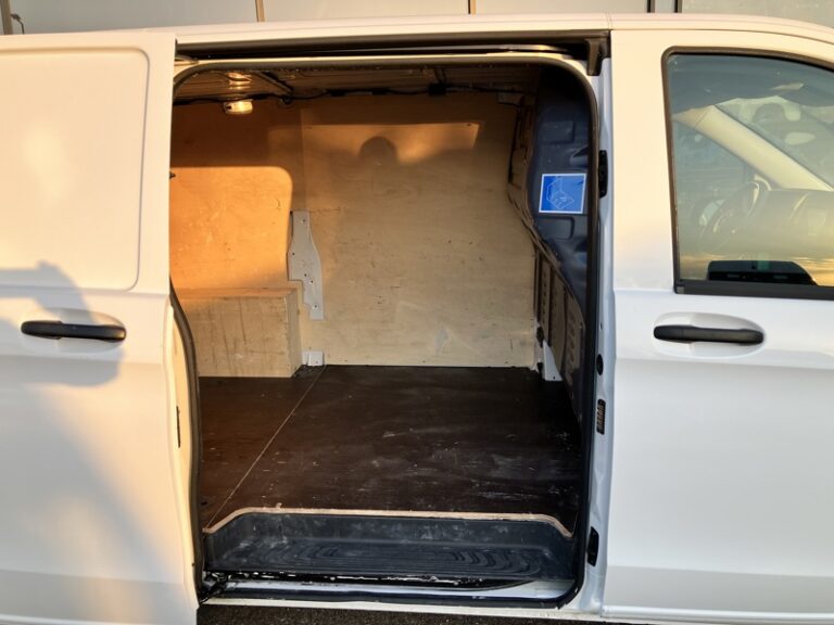 Mercedes Vito Fourgon 109/110/111/114 CDI FWD lang - Image 14 (July 7, 2026)