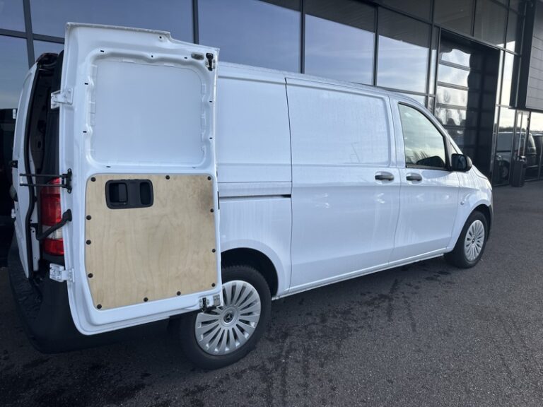 Mercedes Vito 116 CDI Fourgon Long 33 900€HT - Image 11 (July 7, 2026)