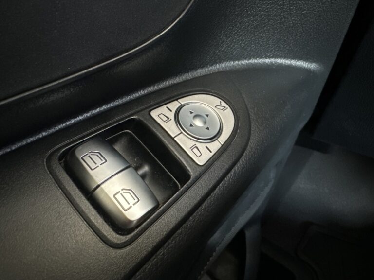 Mercedes Vito 116 CDI Fourgon Long 33 900€HT - Image 19 (July 7, 2026)