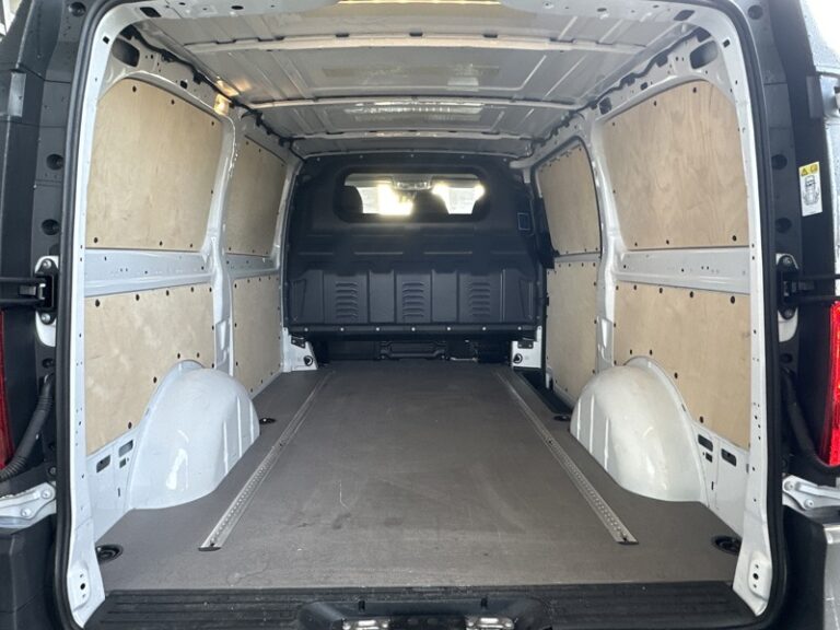 Mercedes Vito 116 CDI Fourgon Long 33 900€HT - Image 09 (July 7, 2026)
