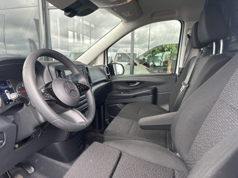 Mercedes Vito 116 CDI 4×4 Fourgon Long 43490€ VI I 16 - Image 11 (July 7, 2026)