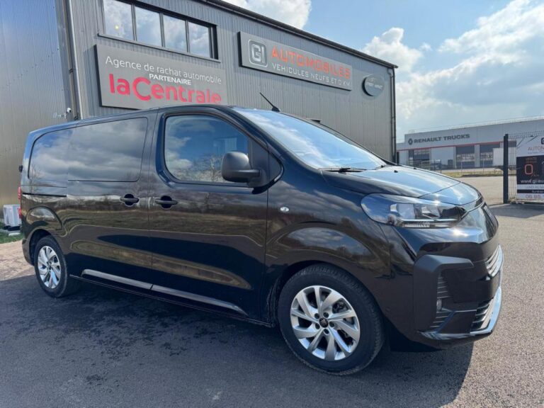 Fiat Scudo CABINE APPROFONDIE CA FIXE BLUEHDI 180 M S&S EAT8 - Image 02 (July 7, 2026)