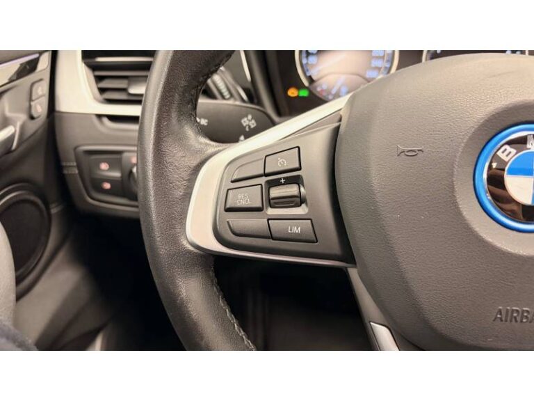 BMW X1 xDrive 25e 220 ch BVA6 xLine - Image 17 (July 7, 2026)