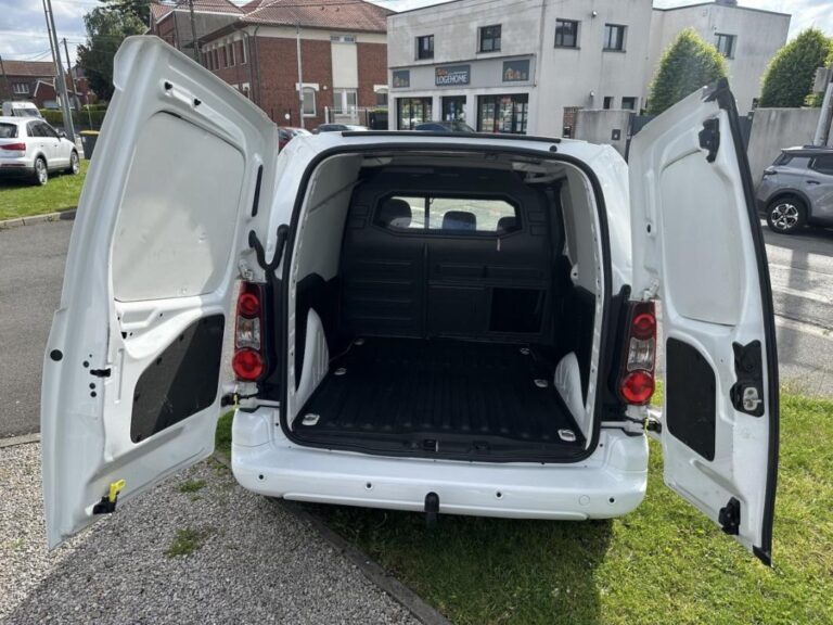 Peugeot Partner 1.6 BlueHDi 75 - Image 04 (July 7, 2026)