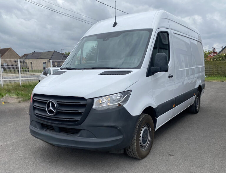Mercedes Sprinter FOURGON FGN 311 CDI 37 3.5T RWD FIRST - Image 01 (July 7, 2026)