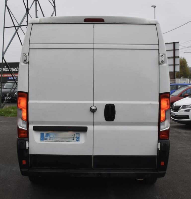 Peugeot Boxer FOURGON TOLE 330 BLUEHDI 110 PRO - Image 08 (July 7, 2026)