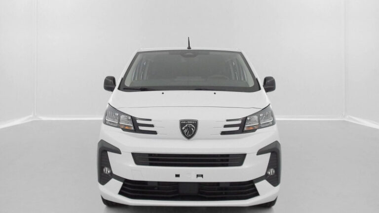 Peugeot Expert CA XL 2.0 BlueHDi 180ch EAT8 - Image 02 (July 7, 2026)