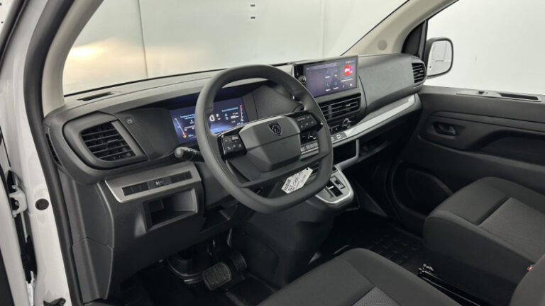 Peugeot Expert CA XL 2.0 BlueHDi 180ch EAT8 - Image 06 (July 7, 2026)