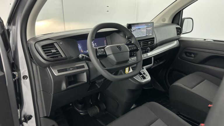 Peugeot Expert CA XL 2.0 BlueHDi 180ch EAT8 - Image 06 (July 7, 2026)