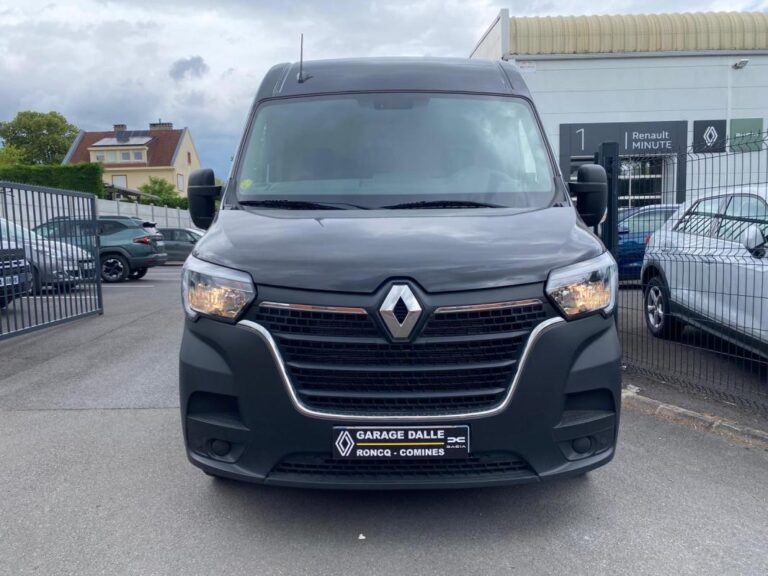 Renault Master CONFORT 2.3DCI 135CV 3T3 – CARPLAY/RADARS AR/CLIM/ KIT BOIS COMPLET - Image 02 (July 7, 2026)