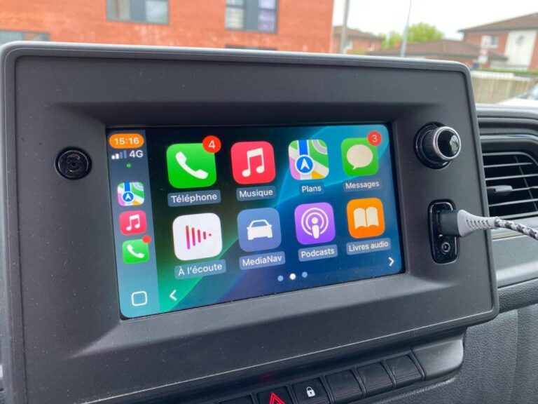 Renault Master CONFORT 2.3DCI 135CV 3T3 – CARPLAY/RADARS AR/CLIM/ KIT BOIS COMPLET - Image 06 (July 7, 2026)