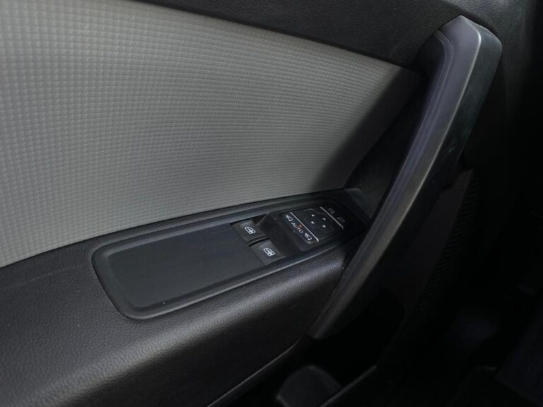 Renault Kangoo Van EXTRA 1.5DCI 95CV – CARPLAY/CAMERA-HABILLAGE BOIS/GPS - Image 13 (July 7, 2026)