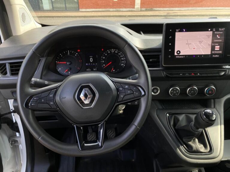 Renault Kangoo Van EXTRA 1.5DCI 95CV – CARPLAY/CAMERA-HABILLAGE BOIS/GPS - Image 04 (July 7, 2026)