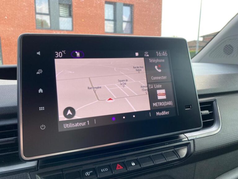Renault Kangoo Van EXTRA 1.5DCI 95CV – CARPLAY/CAMERA-HABILLAGE BOIS/GPS - Image 07 (July 7, 2026)