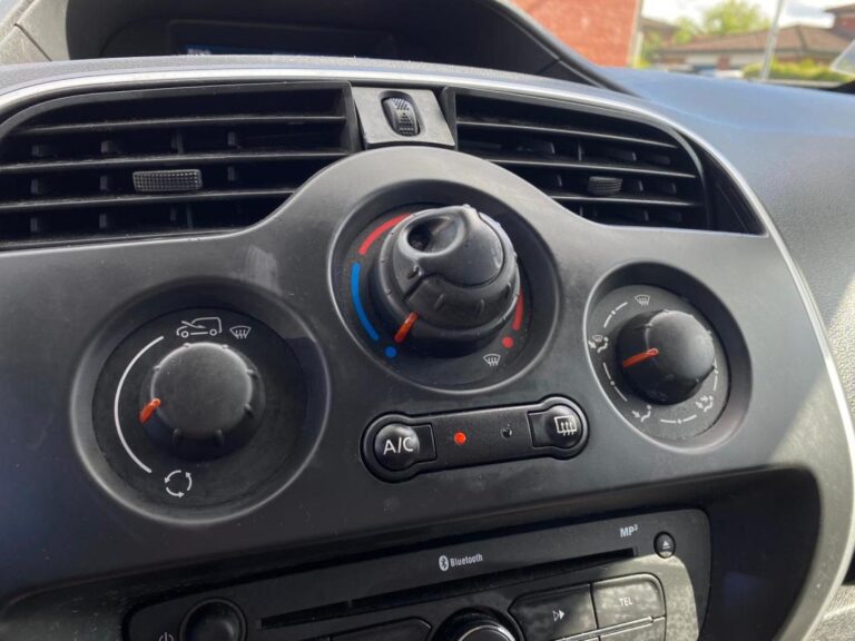 Renault Kangoo EXTRA R LINK 1.5DCI 95CV 9.900€ HT- CLIM/RADARS AR/BLUETOOTH/REGULATEUR - Image 11 (July 7, 2026)