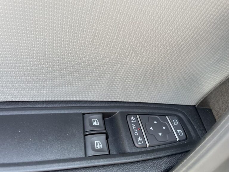 Renault Kangoo VAN EXTRA 1.3TCE EDC 130CV BOITE AUTOMATIQUE 15.000 HT – CARPLAY/CAMERA/HABILLAGE BOIS - Image 11 (July 7, 2026)
