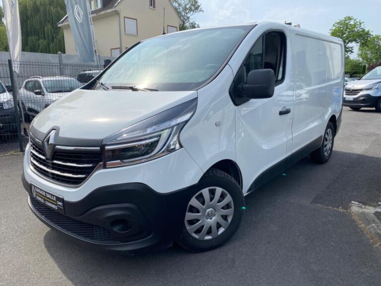 Renault Trafic GRAND CONFORT 1000 2.0DCI 145 EDC BOITE AUTOMATIQUE 15825HT /BLUETOOTH/REGULATEUR/CLIM - Image 03 (July 7, 2026)