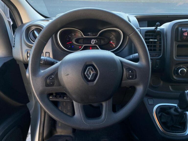 Renault Trafic GRAND CONFORT 1000 2.0DCI 145 EDC BOITE AUTOMATIQUE 15825HT /BLUETOOTH/REGULATEUR/CLIM - Image 04 (July 7, 2026)