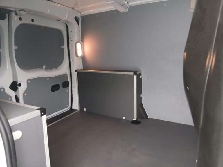 Renault Kangoo Express BLUE DCI 80 EXTRA R-LINK - Image 15 (July 7, 2026)