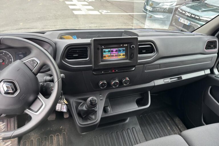 Renault Master FOURGON FGN TRAC F3500 BLUE DCI 135 GRAND CONFORT - Image 09 (July 7, 2026)