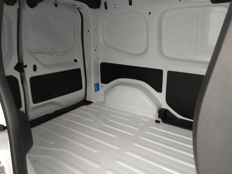 Renault Kangoo Van FG TOLE BLUE DCI 115 L1 AUTO GSR2 ADVANCE - Image 15 (July 7, 2026)