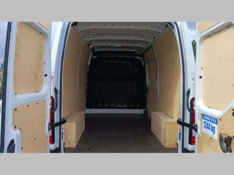 Renault Master FOURGON FGN TRAC F3500 BLUE DCI 135 CONFORT - Image 11 (July 7, 2026)