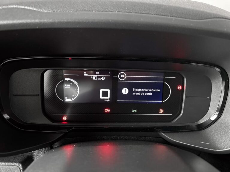 Citroën Berlingo XL 3 PLACES 1.5 BLUEHDI 100CH 950KG CAMERA CARPLAY REGUL CLIM DAB CABINE EXTENSO - Image 12 (July 7, 2026)