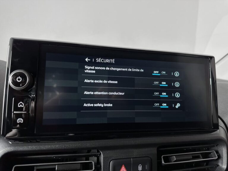 Citroën Berlingo XL 3 PLACES 1.5 BLUEHDI 100CH 950KG CAMERA CARPLAY REGUL CLIM DAB CABINE EXTENSO - Image 20 (July 7, 2026)