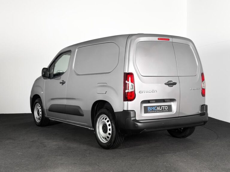 Citroën Berlingo 3 PLACES BLUEHDI 130CH -32% NEUF EAT8 S&S CARPLAY REGUL DAB FULL LED CABINE EXTENSO - Image 05 (July 7, 2026)