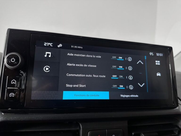 Citroën Berlingo 3 PLACES BLUEHDI 130CH -32% NEUF EAT8 S&S CARPLAY REGUL DAB FULL LED CABINE EXTENSO - Image 14 (July 7, 2026)