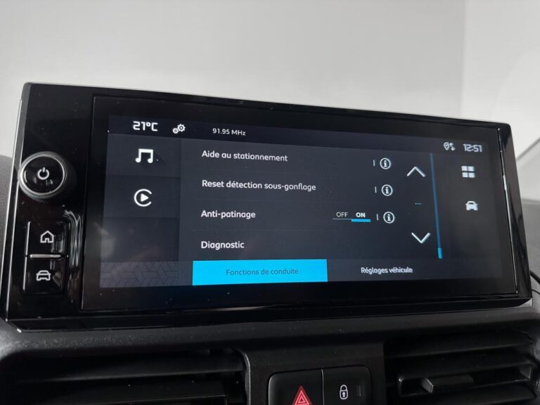 Citroën Berlingo 3 PLACES BLUEHDI 130CH -32% NEUF EAT8 S&S CARPLAY REGUL DAB FULL LED CABINE EXTENSO - Image 15 (July 7, 2026)