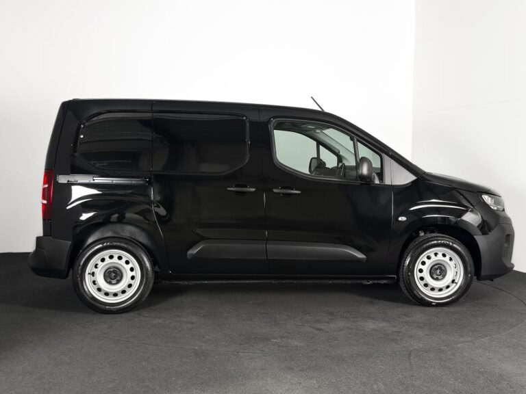 Citroën Berlingo VAN 3PL BLUEHDI 130CH -32% NEUF EAT8 S&S CARPLAY REGUL DAB FULL LED CABINE EXTENSO - Image 03 (July 7, 2026)