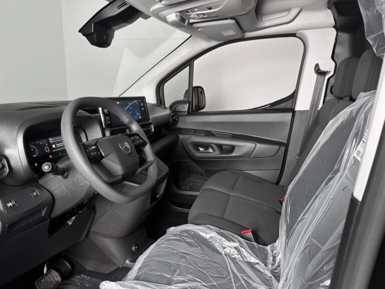 Citroën Berlingo VAN XL 950KG 3PL BLUEHDI 130CH -32% NEUF EAT8 S&S RALLONGE CARPLAY CAMERA KEYLESSGO - Image 07 (July 7, 2026)