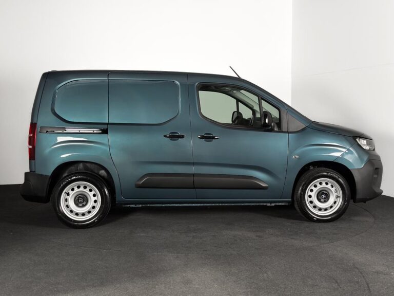 Citroën Berlingo 3PL M NEUF HDI 130CH -31% BVA CAMERA PACK TECHNO CARPLAY FULL LED CABINE EXTENSO - Image 03 (July 7, 2026)