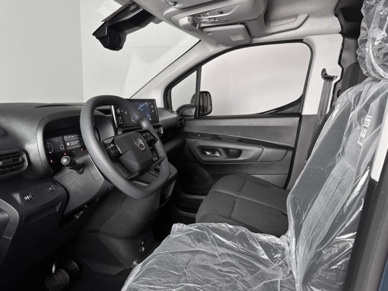 Citroën Berlingo 3PL M NEUF HDI 130CH -31% BVA CAMERA PACK TECHNO CARPLAY FULL LED CABINE EXTENSO - Image 07 (July 7, 2026)