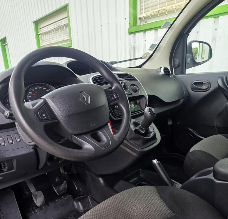 Renault Kangoo 1° Main 1.5 DCI Grand Confort Compact Distribution neuve / Entretien complet Renault - Image 10 (July 7, 2026)
